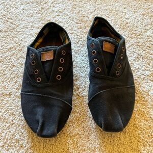 TOMS Black Slip-on Womens 10